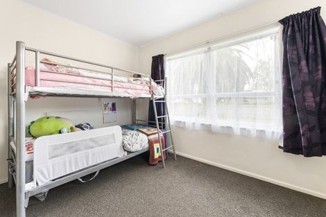 Photo of property in 76 College Road, Edgecumbe, 3120