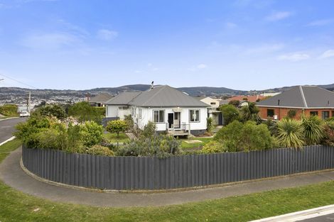 Photo of property in 15 Puketai Street, Andersons Bay, Dunedin, 9013