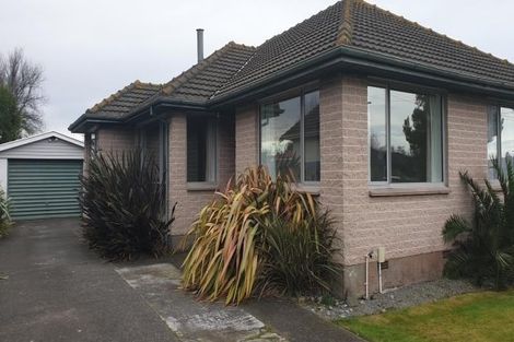 Photo of property in 71 Wingate Street, Redwood, Christchurch, 8051