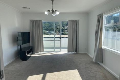 Photo of property in 26 Duncan Street, Tawa, Wellington, 5028