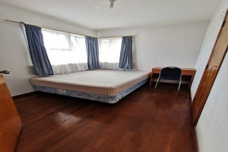 Photo of property in 80 View Road, Henderson, Auckland, 0612