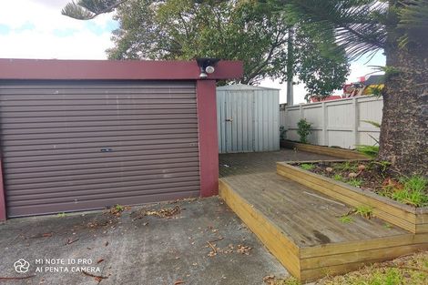 Photo of property in 31 Onewa Road, Northcote, Auckland, 0627