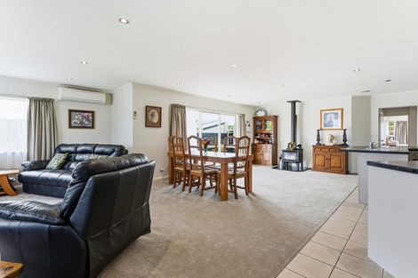 Photo of property in 3 Huxley Street, Pahiatua, 4910