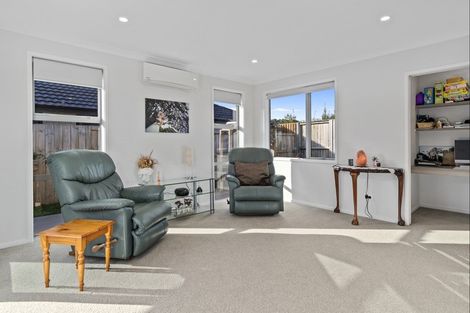 Photo of property in 41 Awataha Crescent, Pyes Pa, Tauranga, 3110