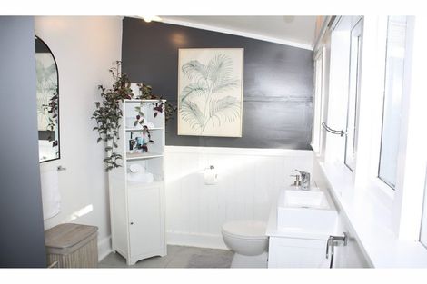 Photo of property in 4 Union Street, Hikurangi, 0114