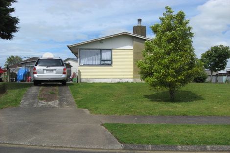 Photo of property in 9 Humphreys Place, Mangere, Auckland, 2022