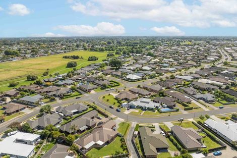 Photo of property in 21 Madison Street, Cambridge, 3434