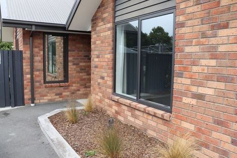 Photo of property in 2 Little Oaks Drive, Yaldhurst, Christchurch, 8042