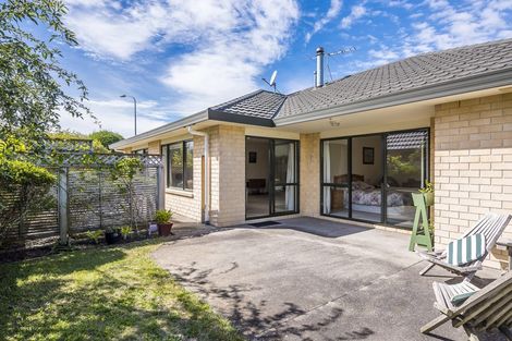 Photo of property in 10 Aburoc Place, Paraparaumu Beach, Paraparaumu, 5032