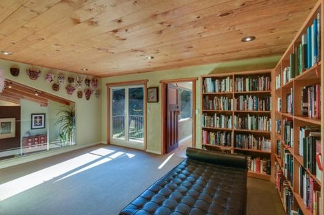 Photo of property in 11 Rapley Close, Arrow Junction, Queenstown, 9371