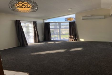 Photo of property in 63 Butterworth Drive, Glendene, Auckland, 0602