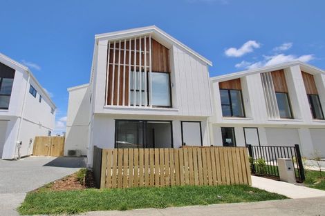 Photo of property in 10 Porowha Road, Westgate, Auckland, 0814