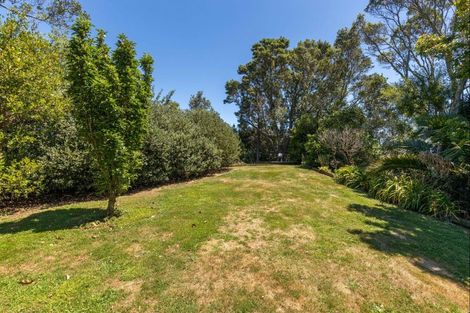 Photo of property in 529 South Road, Omata, New Plymouth, 4374