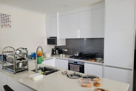 Photo of property in 48a Nikau Street, New Lynn, Auckland, 0600