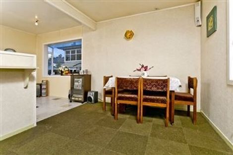 Photo of property in 44 Trinidad Road, Sunnynook, Auckland, 0620