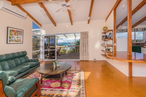 Photo of property in 61 Doves Bay Road, Kerikeri, 0294
