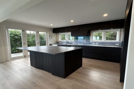 Photo of property in 29 Seatoun Heights Road, Miramar, Wellington, 6022