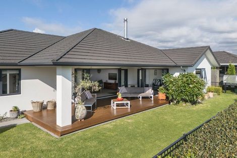 Photo of property in 7 Vantage Place, Omokoroa, 3114
