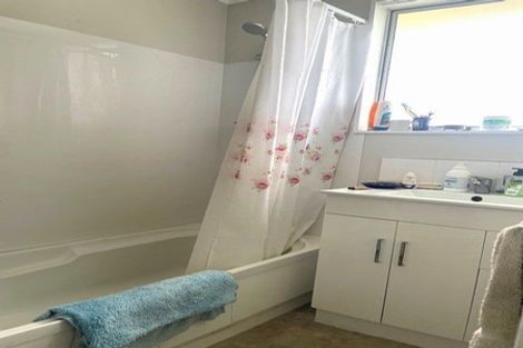 Photo of property in 6 Karyn Street, Castlecliff, Whanganui, 4501