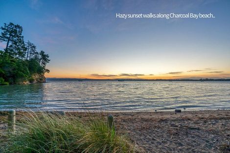 Photo of property in 32 Rosecamp Road, Beach Haven, Auckland, 0626