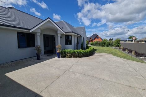 Photo of property in 25 Ernest Road, Fairview Downs, Hamilton, 3214