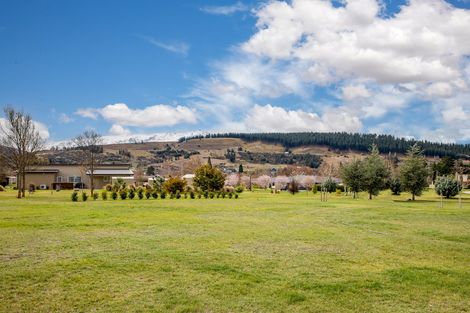 Photo of property in 1 Paulin Road, Earnscleugh, Alexandra, 9391