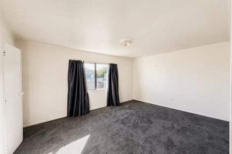 Photo of property in 1/44 Shifnal Drive, Randwick Park, Auckland, 2105