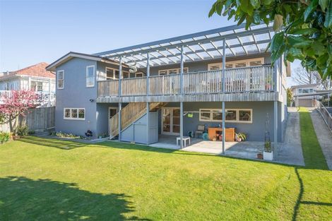 Photo of property in 51 Lincoln Terrace, Hokowhitu, Palmerston North, 4410