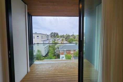 Photo of property in 307/8a Lake Pupuke Drive, Takapuna, Auckland, 0622