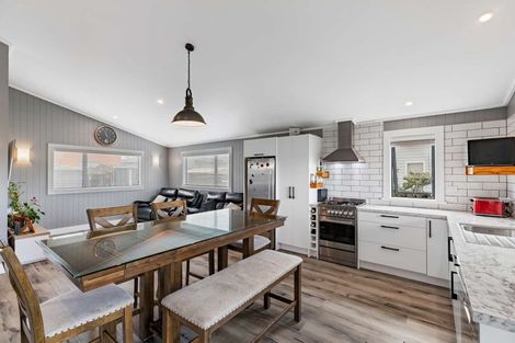 Photo of property in 126 The Fairway, Matarangi, Whitianga, 3592