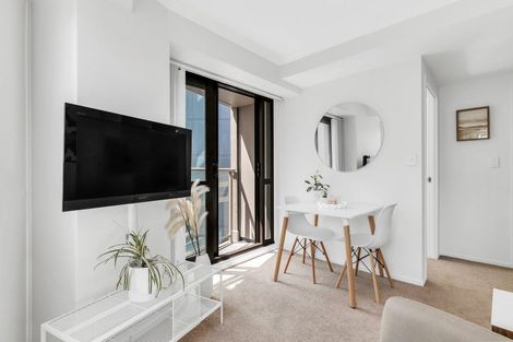 Photo of property in 96 On Symonds Apartments, 909/96 Symonds Street, Grafton, Auckland, 1010