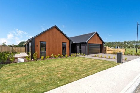 Photo of property in 6 Kakariki Crescent, Carterton, 5713