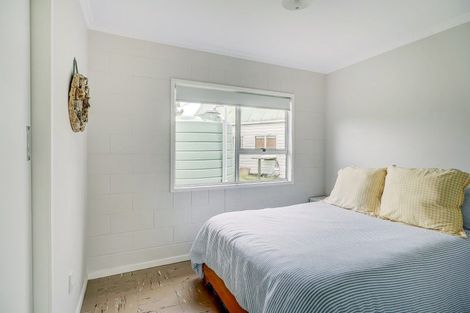 Photo of property in 4 Hardy Place, Cooks Beach, Whitianga, 3591