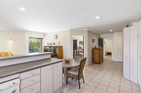 Photo of property in 21 Wood Leigh, Paraparaumu Beach, Paraparaumu, 5032