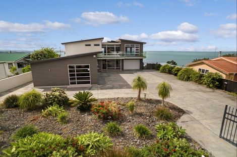 Photo of property in 91 Torkar Road, Clarks Beach, 2122