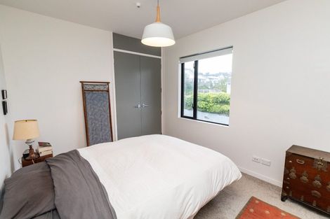 Photo of property in 76 Brougham Street, Mount Victoria, Wellington, 6011