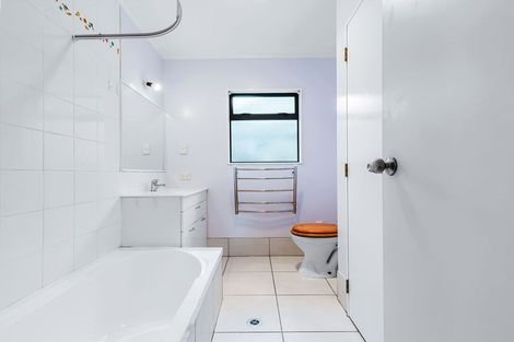 Photo of property in 31 Puriri Street, Hilltop, Taupo, 3330