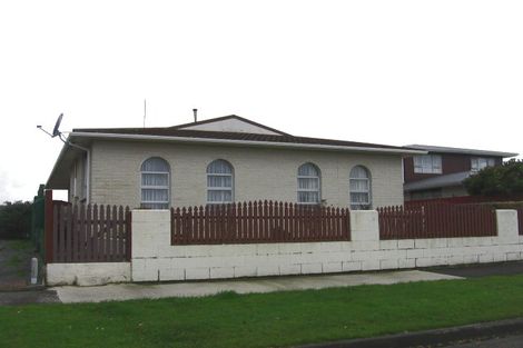 Photo of property in 17 Colonial Place, Kelvin Grove, Palmerston North, 4414