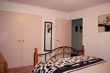 Photo of property in 14 Mcneil Street, Balclutha, 9230