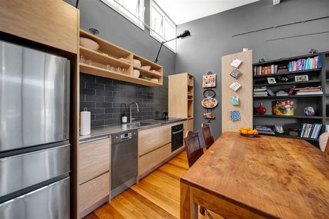 Photo of property in 52 Buller Street, New Plymouth, 4312