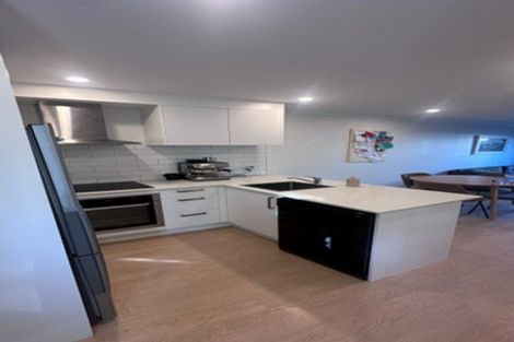 Photo of property in 8 Wharara Lane, Massey, Auckland, 0614