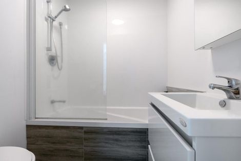Photo of property in Amuri Park Apartments, 18/280 Bealey Avenue, Christchurch Central, Christchurch, 8013
