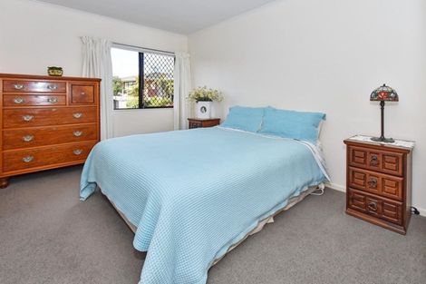 Photo of property in 2/16 Nogat Avenue, Papatoetoe, Auckland, 2024