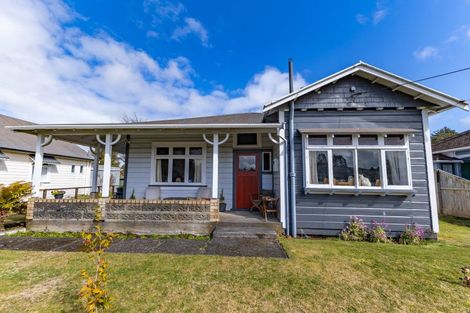 Photo of property in 44 Pitt Street, Raetihi, 4632