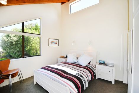 Photo of property in 6 Hillside Crescent, Leigh, 0985