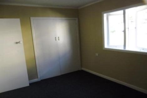 Photo of property in 27 Sheridan Drive, New Lynn, Auckland, 0600