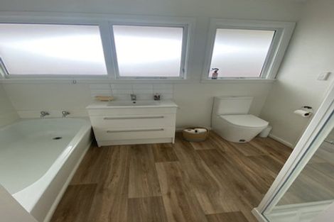 Photo of property in 22 Ramore Place, Redwood, Christchurch, 8051