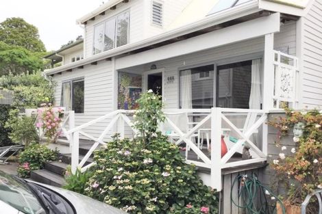 Photo of property in 27 Hastings Parade, Devonport, Auckland, 0624