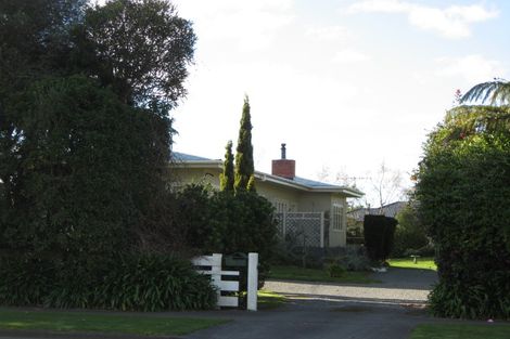 Photo of property in 10 Wanganui Road, Marton, 4710