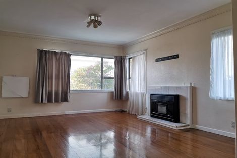 Photo of property in 49 West Coast Road, Glen Eden, Auckland, 0602